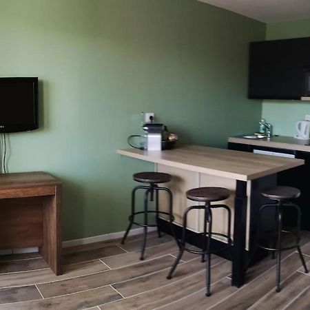 HuezAu Pied Des Pistes Avec Parking Entierement Renoveアパートメント エクステリア 写真