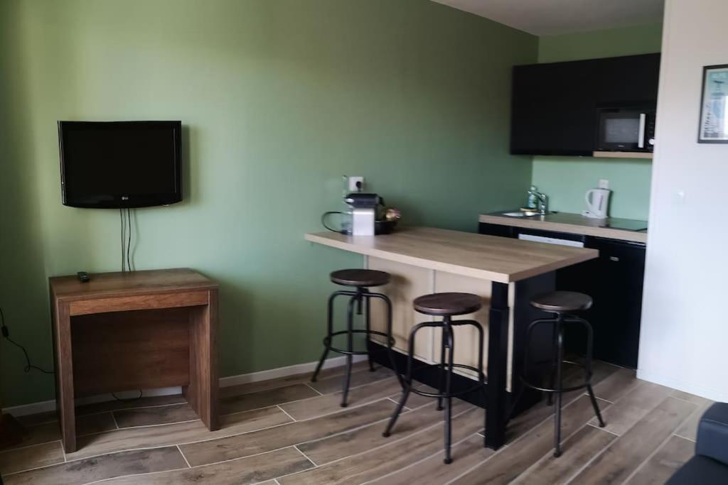 HuezAu Pied Des Pistes Avec Parking Entierement Renoveアパートメント エクステリア 写真
