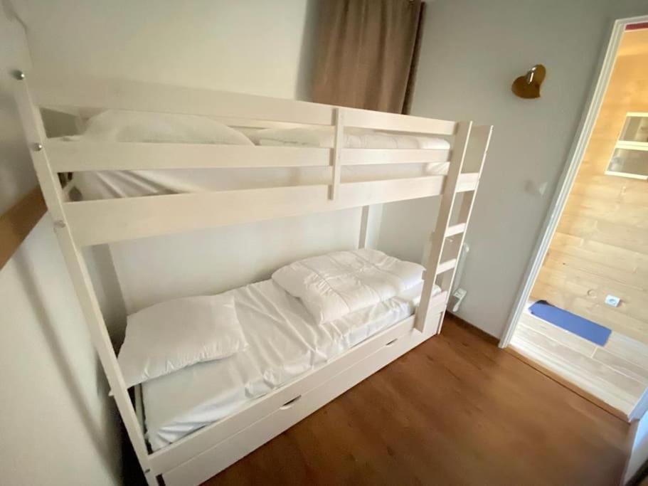 HuezAu Pied Des Pistes Avec Parking Entierement Renoveアパートメント エクステリア 写真