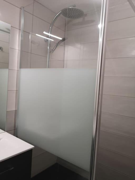 HuezAu Pied Des Pistes Avec Parking Entierement Renoveアパートメント エクステリア 写真