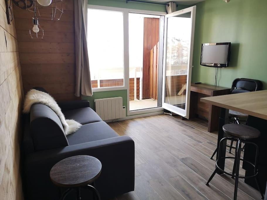 HuezAu Pied Des Pistes Avec Parking Entierement Renoveアパートメント エクステリア 写真