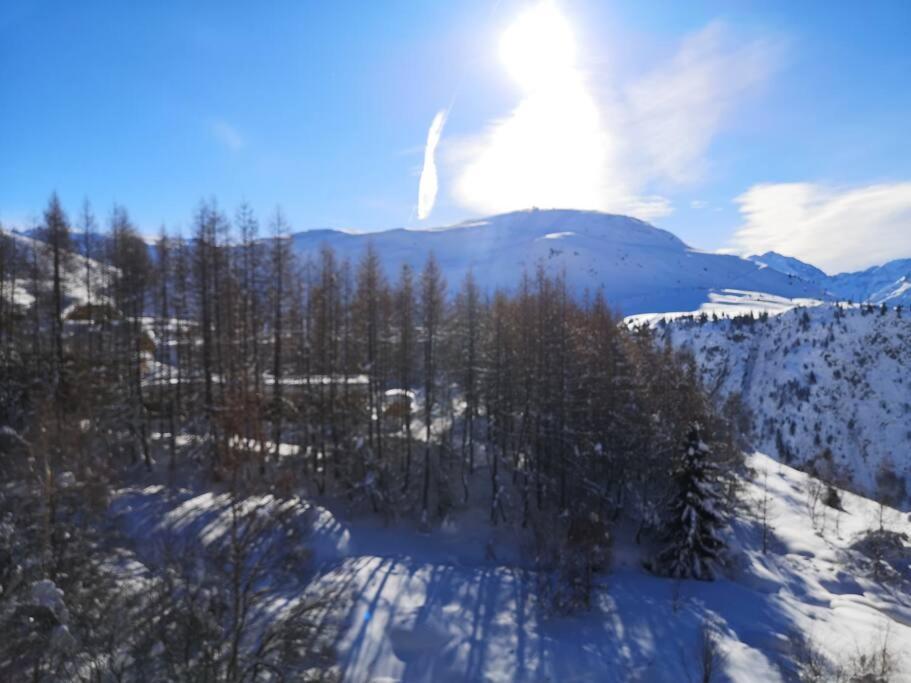 HuezAu Pied Des Pistes Avec Parking Entierement Renoveアパートメント エクステリア 写真